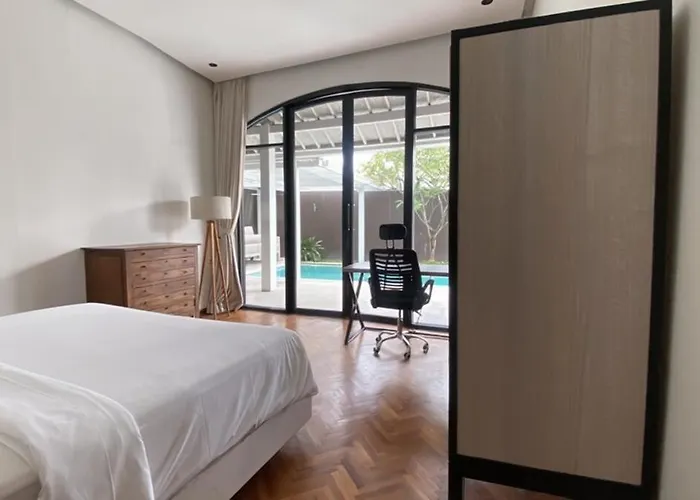 Вилла Private 2br With Pool Dalung (Bali)